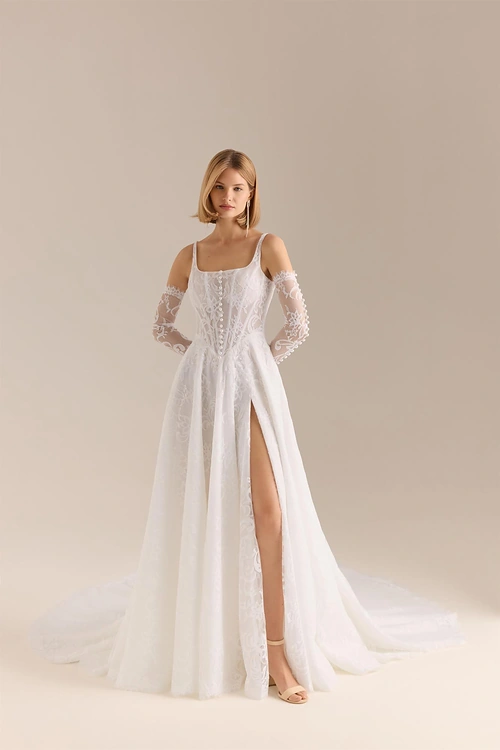 Svadobné šaty Aura. Svadobný salón Beautiful Bride Košice.